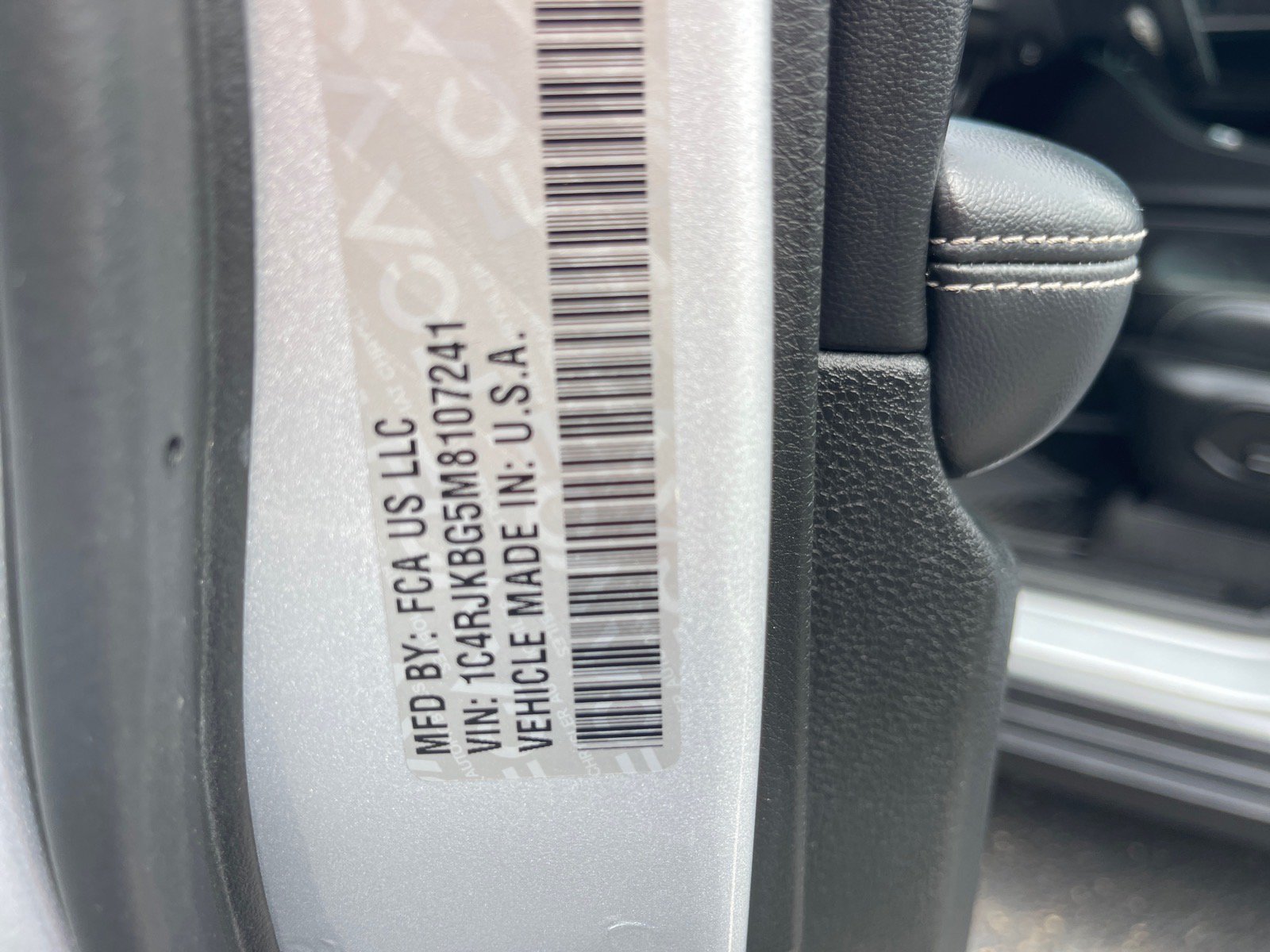 Used 2021 Jeep Grand Cherokee L Limited w/ Luxury Tech Group II AWD/4WD image 11