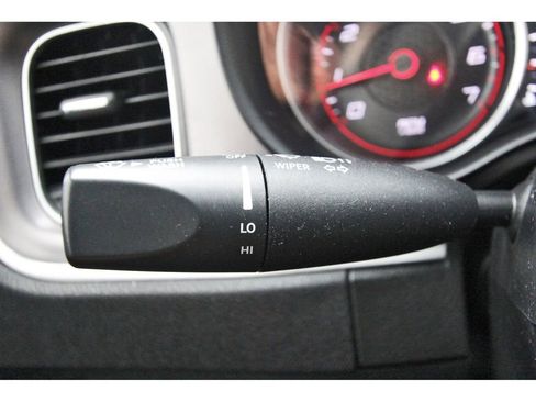 Used 2022 Dodge Charger SXT w/ Leather Interior Group image 11