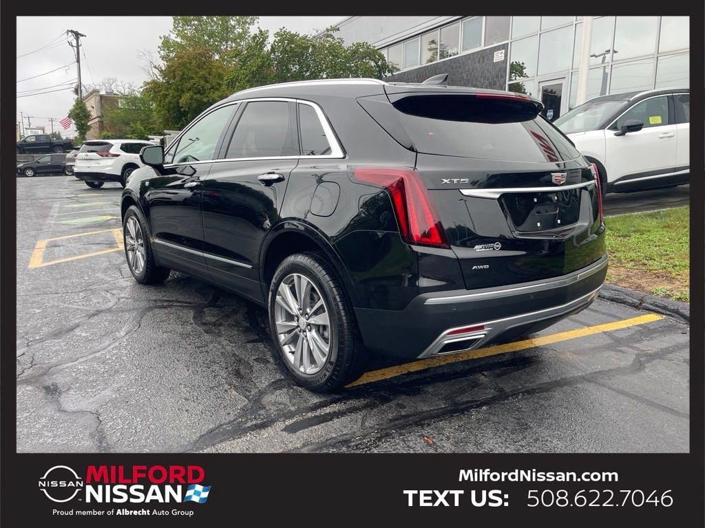 Used 2024 Cadillac XT5 Premium Luxury AWD/4WD image 3