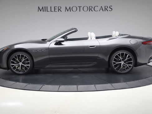 New 2026 Maserati GranCabrio Modena image 3