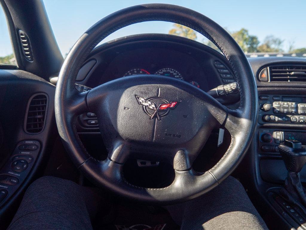 Used 1997 Chevrolet Corvette Coupe w/ Memory Pkg RWD image 14