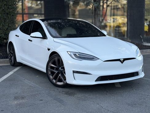 Used 2021 Tesla Model S Plaid image 7