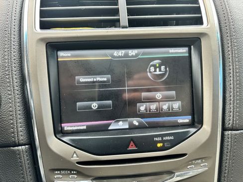 Used 2012 Lincoln MKX AWD image 20