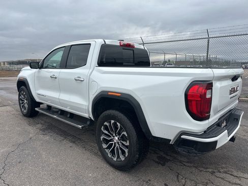 Used 2023 GMC Canyon Denali AWD/4WD image 4