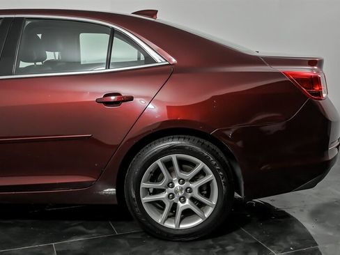 Used 2015 Chevrolet Malibu LT w/ Power Convenience Package FWD image 7