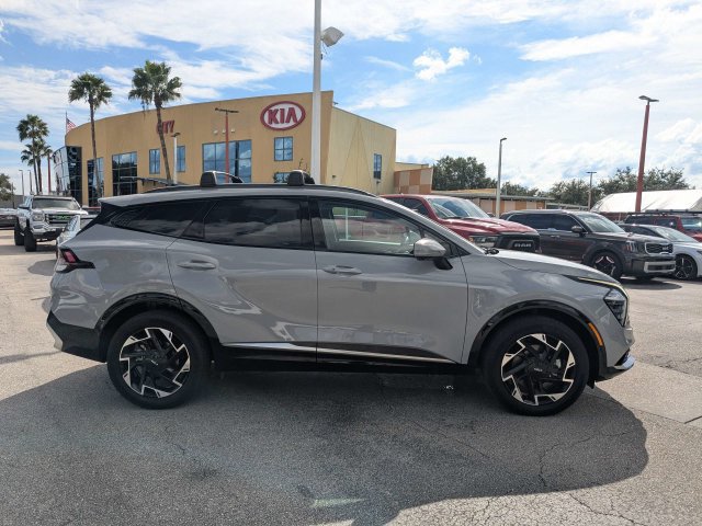 Used 2025 Kia Sportage SX AWD/4WD image 6