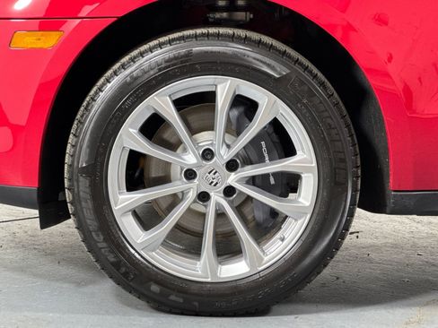 New 2026 Porsche Macan image 32