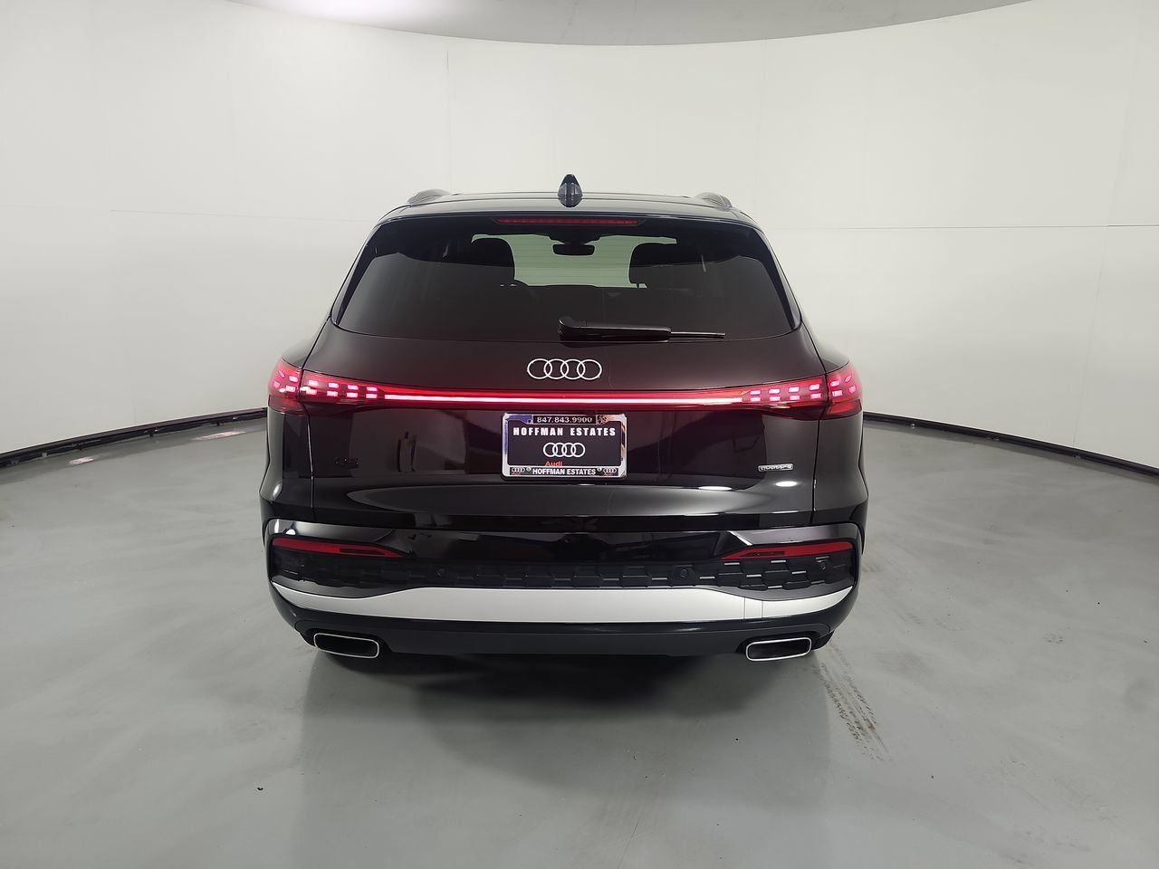 Used 2025 Audi Q5 Premium w/ Convenience Package AWD/4WD image 32