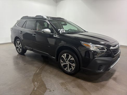 Used 2020 Subaru Outback Touring w/ Popular Package #2 AWD/4WD image 2