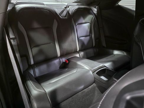 Used 2019 Chevrolet Camaro LT RWD image 15
