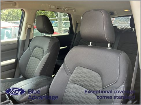 Used 2025 Nissan Pathfinder SV FWD image 11