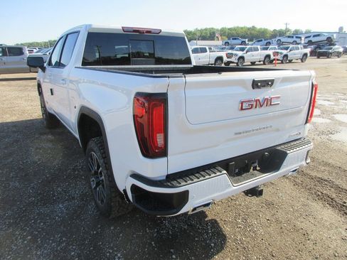 New 2026 GMC Sierra 1500 AT4 w/ AT4 Premium Package AWD/4WD image 9
