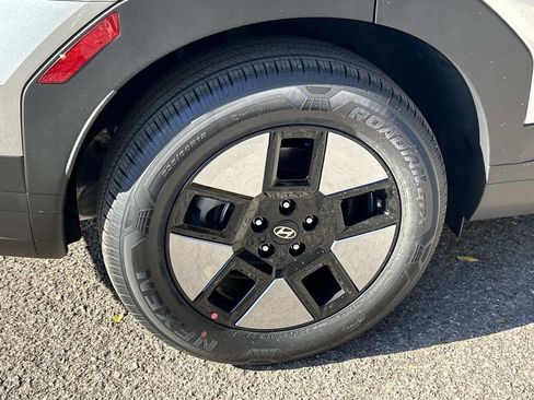 New 2026 Hyundai Santa Fe SE image 11