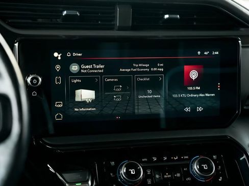 Used 2022 GMC Sierra 1500 AT4X image 35