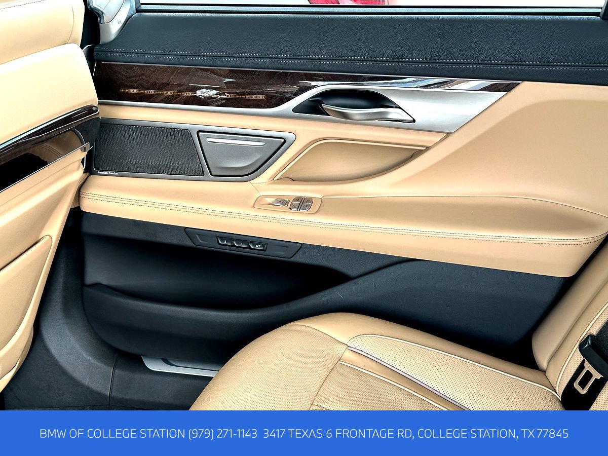 Certified 2022 BMW 740i w/ M Sport Package RWD image 18