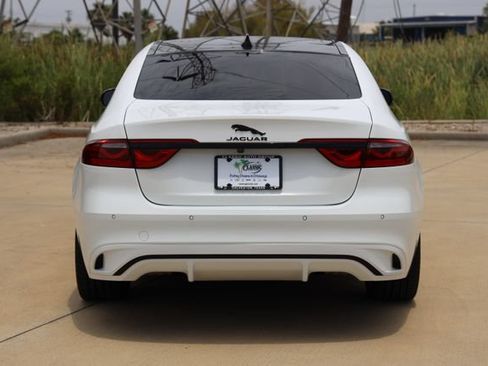 Used 2024 Jaguar XF R-Dynamic SE AWD/4WD image 7