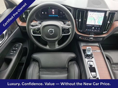 Certified 2023 Volvo XC60 B5 Ultimate w/ Climate Package AWD/4WD image 12