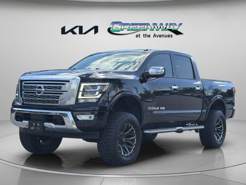 Used 2020 Nissan Titan Platinum Reserve w/ Moonroof Package AWD/4WD image 3