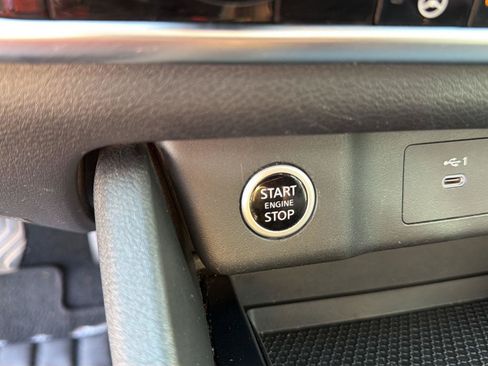 Used 2021 Nissan Rogue SV w/ Premium Package FWD image 28