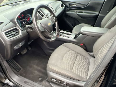 Used 2018 Chevrolet Equinox LT image 10