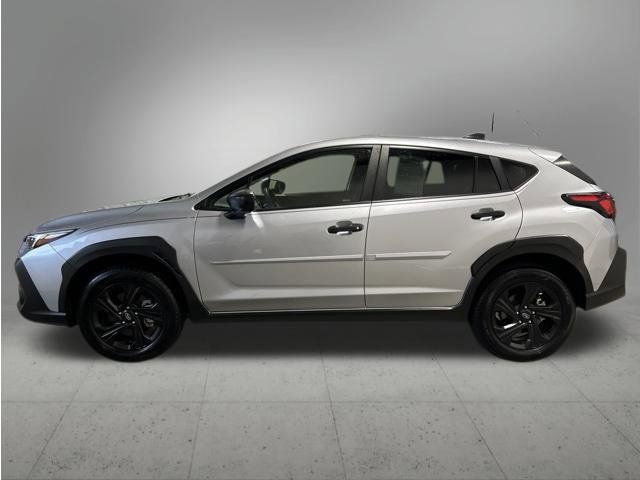 Used 2024 Subaru Crosstrek 2.0i AWD/4WD image 2
