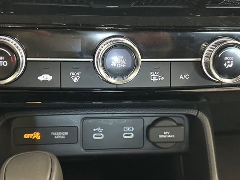 Certified 2025 Honda Civic Sport image 29