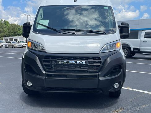 Used 2026 RAM ProMaster 2500 w/ Convenience Group FWD image 2
