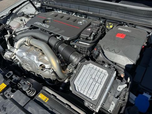 New 2026 Mercedes-Benz GLB 35 AMG 4MATIC image 18