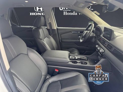 Used 2025 Honda Pilot EX-L image 15