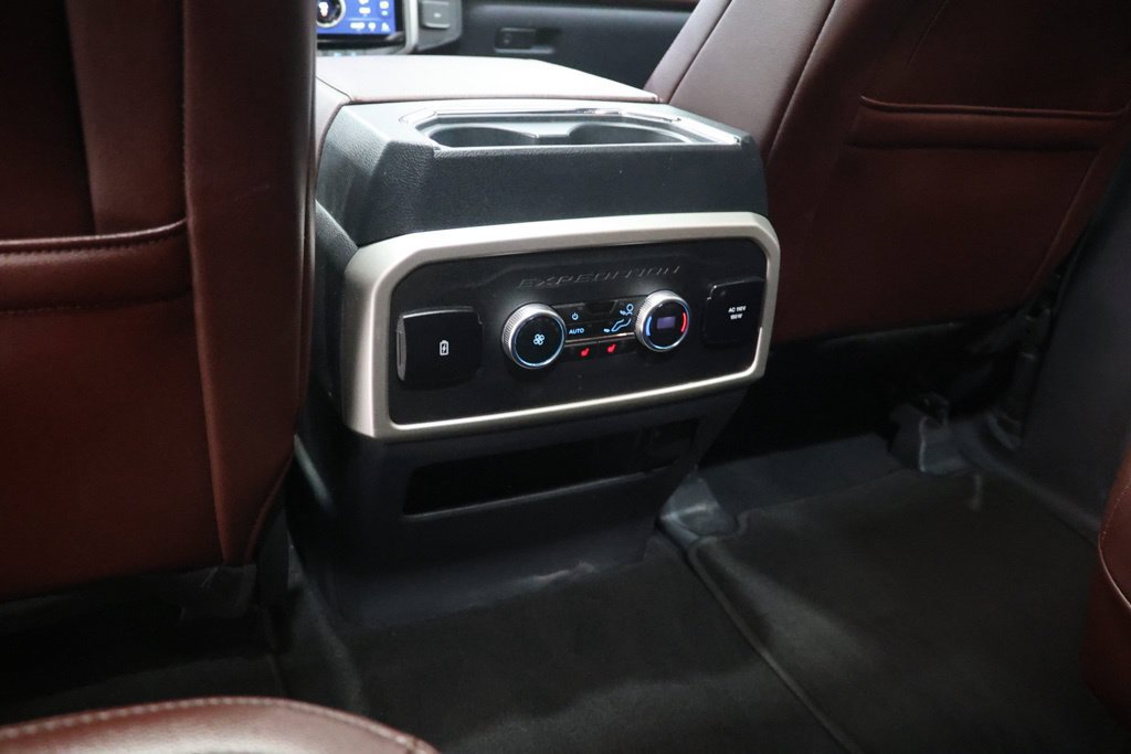 Used 2024 Ford Expedition Max Limited AWD/4WD image 36