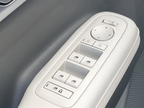 New 2026 Hyundai Santa Fe SEL image 18