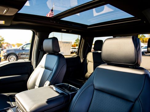 New 2025 Ford F150 Lariat w/ Equipment Group 501A Mid image 15