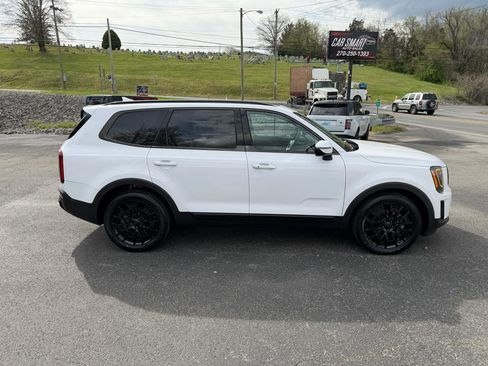 Used 2021 Kia Telluride EX w/ EX Premium Package image 6