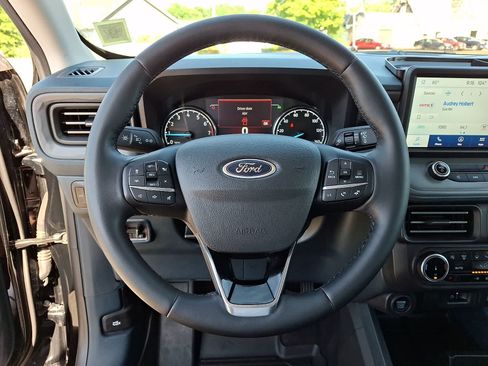 Used 2024 Ford Maverick Lariat w/ Black Appearance Package AWD/4WD image 20