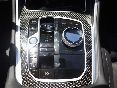 New 2026 BMW X6 M60i image 25