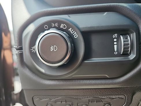 New 2025 Jeep Wrangler Sahara image 24