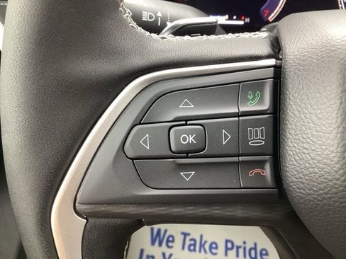 New 2025 Jeep Grand Cherokee L Laredo w/ Luxury Tech Group I image 33