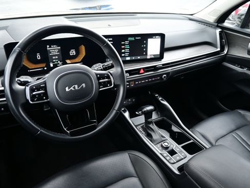 Used 2024 Kia Sorento X-Line EX image 23