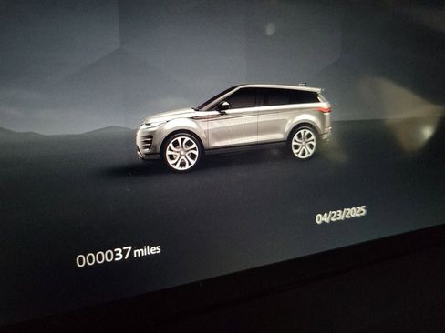New 2026 Land Rover Range Rover Evoque S image 18