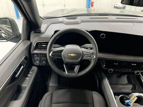 New 2026 Chevrolet Suburban LS AWD/4WD image 11