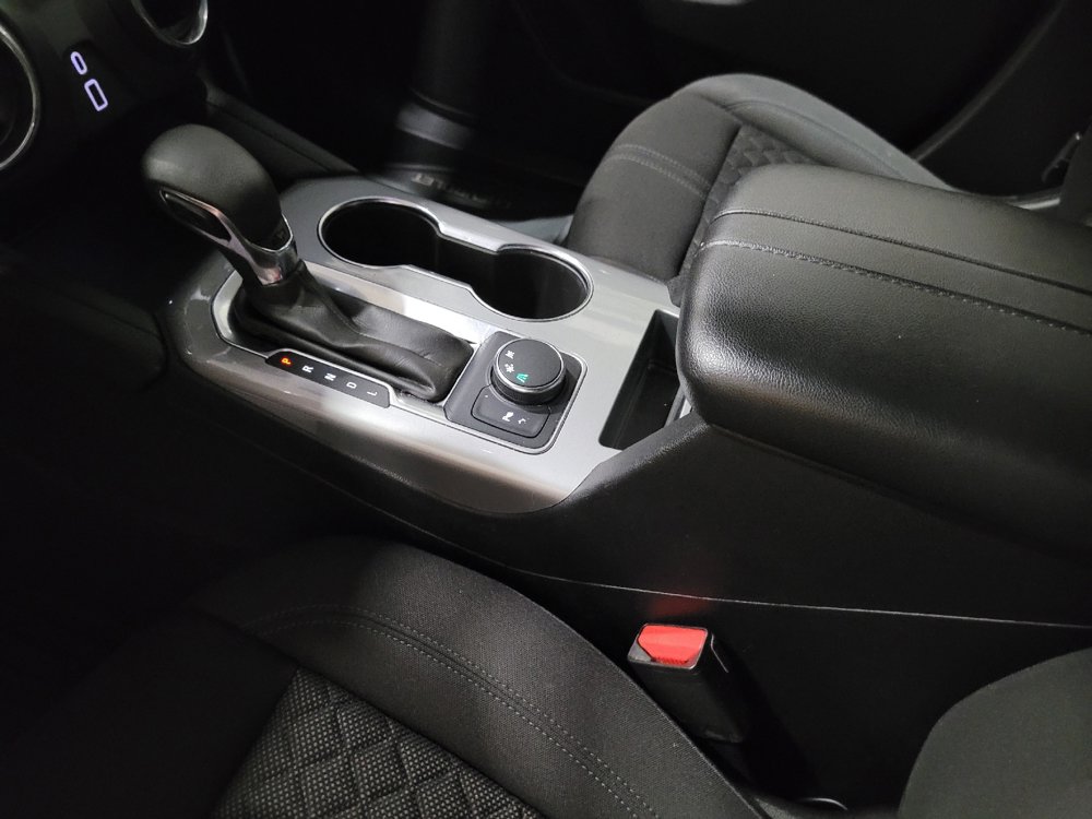 Used 2021 Chevrolet Blazer LT FWD image 26