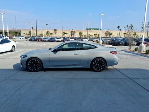 New 2026 BMW M440i Coupe w/ Premium Package RWD image 3