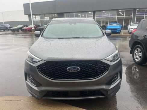 Used 2022 Ford Edge ST-Line w/ Class II Trailer Tow Package image 12