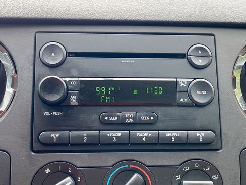 Used 2008 Ford F350 XL image 12