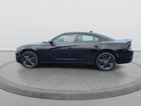 Used 2023 Dodge Charger SXT w/ Blacktop Package AWD/4WD image 5