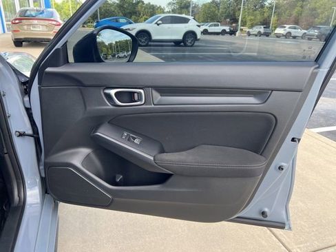 Used 2023 Honda Civic Sport image 18