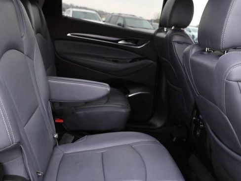 Used 2021 Buick Enclave Essence AWD/4WD image 16