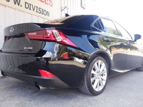 Used 2015 Lexus IS 250 image 8