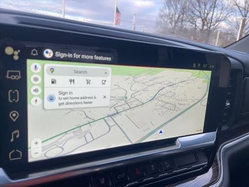 Used 2025 GMC Sierra 2500 SLE image 13