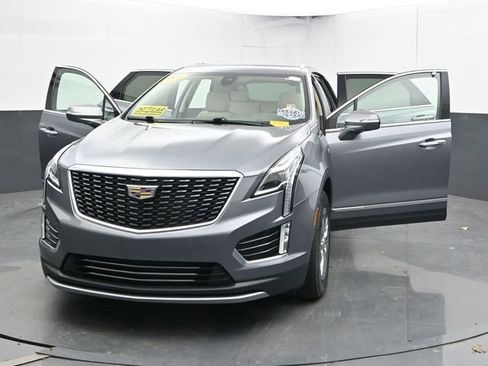 Used 2021 Cadillac XT5 Premium Luxury w/ LPO, Floor Liner Package AWD/4WD image 54